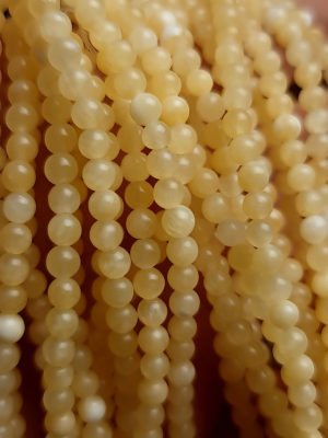 perles calcite jaune 4mm, fil 40cm