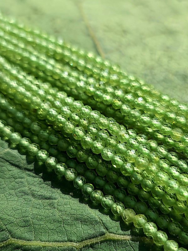 perles peridot facetté 3mm