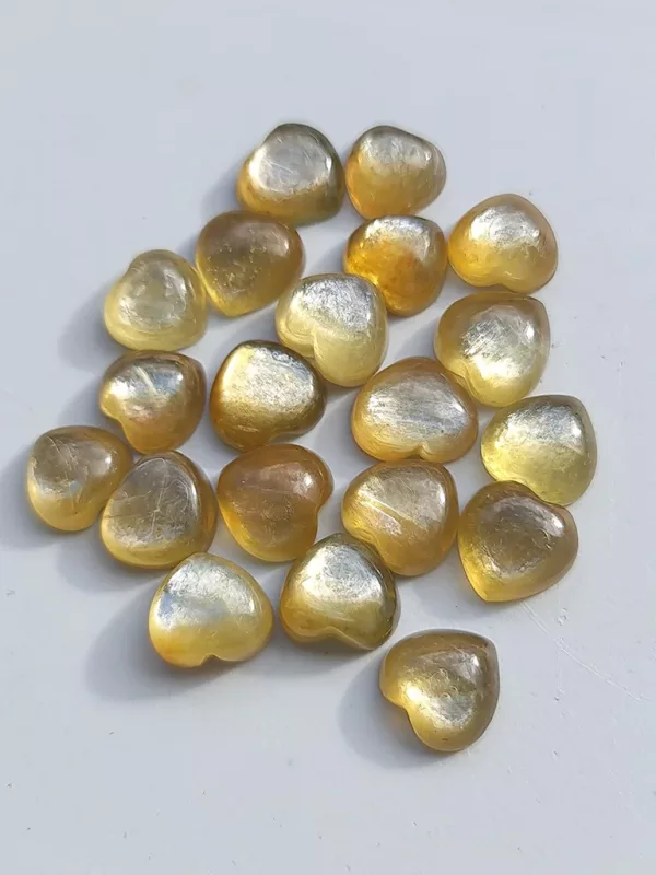 cabochon coeur lepidolite micca jaune