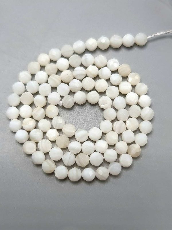 Perles facettées nacre 4mm