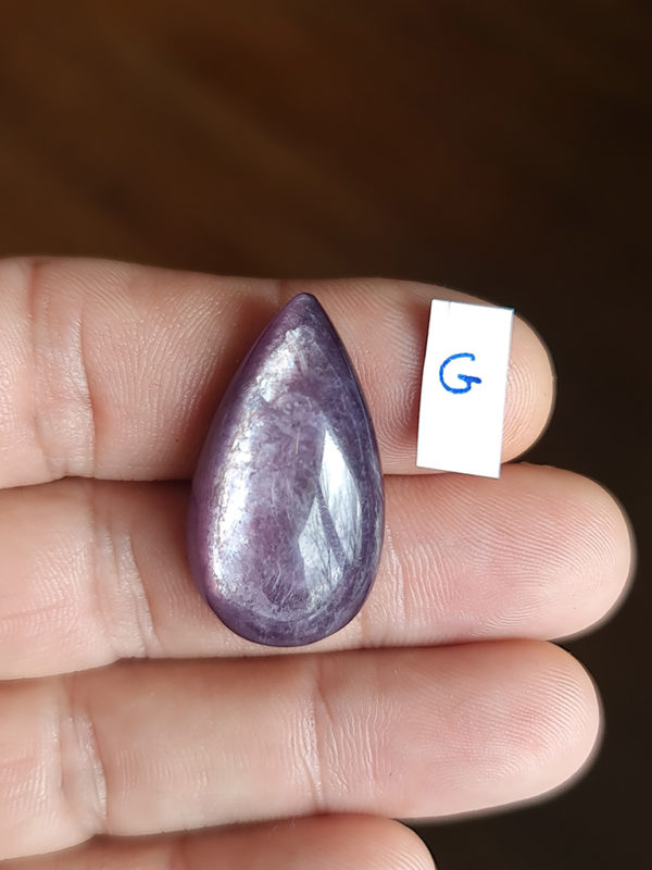 Cabochon lépidolite violette