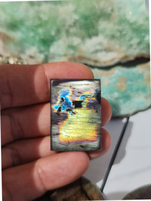 Cabochon de Labradorite multicolore