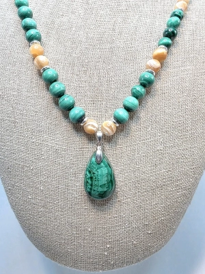 Bracelet blocages et apaisement émotionnels nacre et malachite