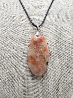 Pendentif force et vitalité pierre de soleil
