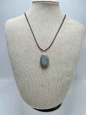 Pendentif réconfort et bien-être labradorite