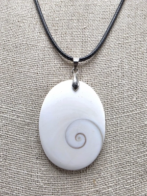 Pendentif joie et protection oeil de sainte lucie