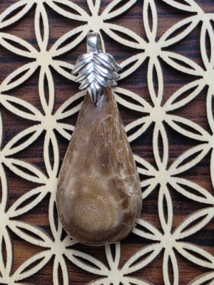 Pendentif Calcite chocolat