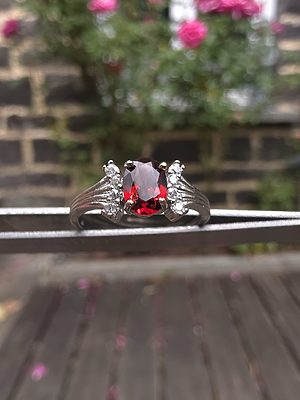 Bague en grenat