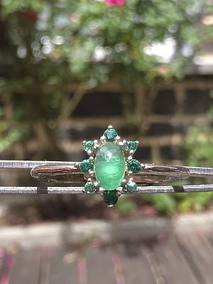 bague en emeraude